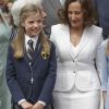 L'infante Sofia d'Espagne avec sa grand-mère Paloma Rocasolano lors de sa communion le 17 mai 2017 à Madrid.