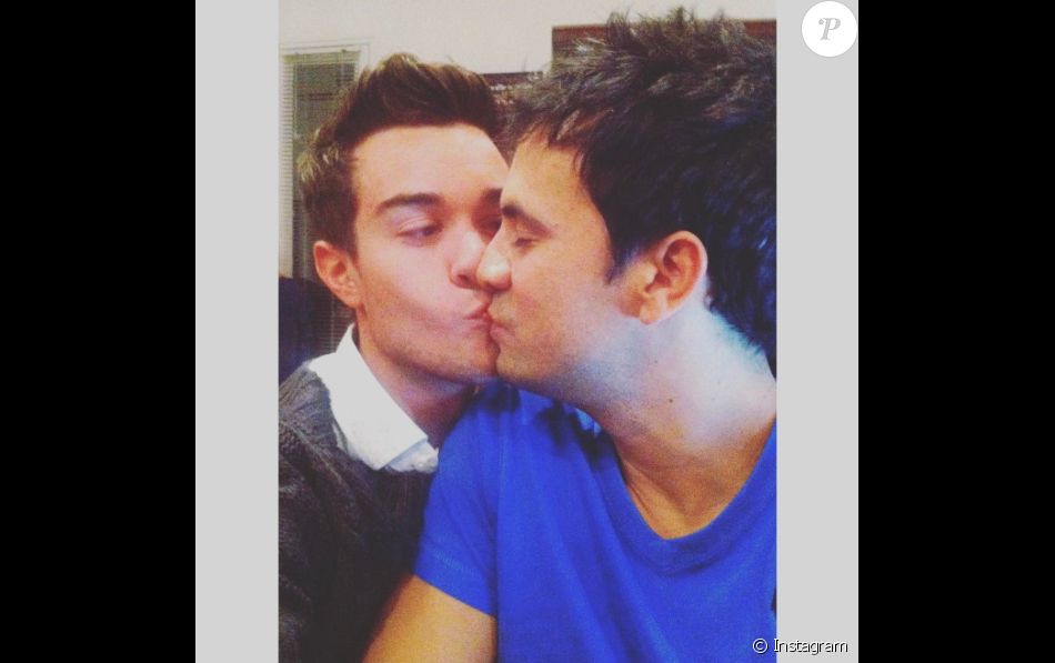 Alex Goude et Romain Taillandier, amoureux et unis face à l&#039;homophobie, le 17 mai 2017.