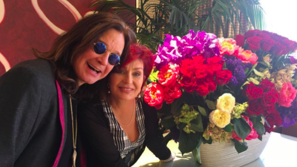 Sharon et Ozzy Osbourne renouvellent leurs voeux de mariage, après les épreuves