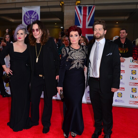 Kelly Osbourne, Ozzy Osbourne, Sharon Osbourne, Jack Osbourne à la cérémonie "Pride of Britain Awards" à Londres. Le 28 septembre 2015