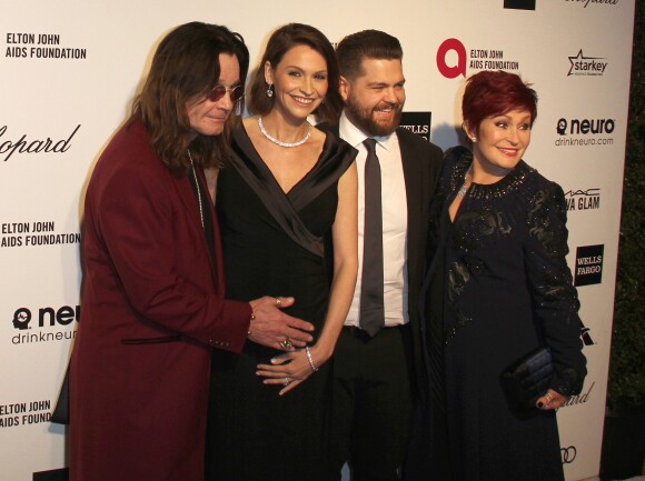 Ozzy Osbourne et sa femme Sharon Osbourne, leur fils Jack Osbourne et sa femme Lisa Stelly enceinte à la Soirée "Elton John AIDS Foundation Oscar Party" 2015 à West Hollywood, le 22 février 2015.