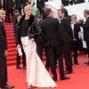 Uma Thurman - Montée des marches du film "Nelyubov" (Loveless) lors du 70ème Festival International du Film de Cannes. Le 18 mai 2017. © Borde-Jacovides-Moreau/Bestimage