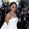Rihanna a présenté ses bijoux Rihanna ♥ Chopard - Montée des marches du film "Okja"lors du 70ème Festival International du Film de Cannes. Le 19 mai 2017. © Borde-Jacovides-Moreau/Bestimage