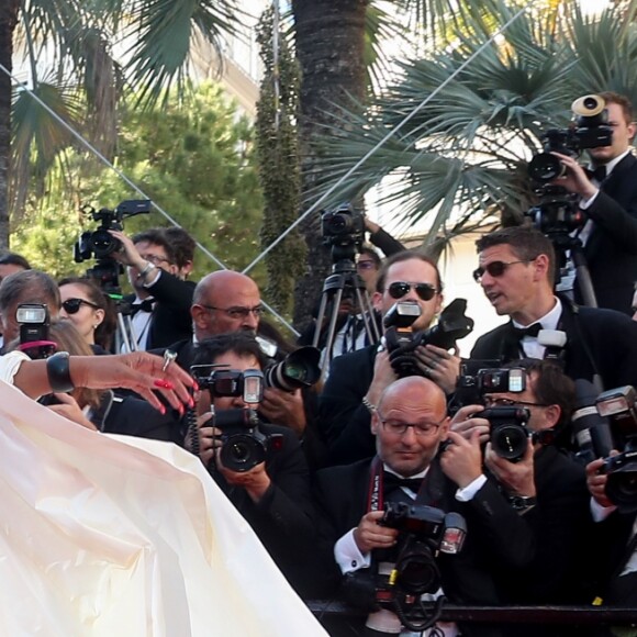 Rihanna - Montée des marches du film "Okja" lors du 70e Festival International du Film de Cannes. Le 19 mai 2017. © Borde-Jacovides-Moreau / Bestimage