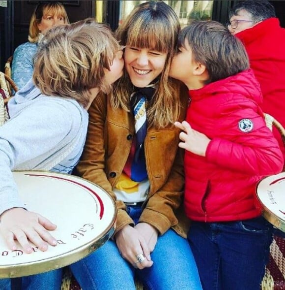 Sarah Lavoine a partagé cette jolie photo de ses trois enfants (Yasmine, Roman et Milo) sur Instagram. Avril 2017