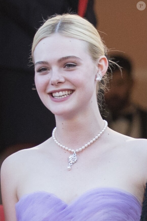 Elle Fanning - Montée des marches du film "Les Proies" (The Beguiled) lors du 70e Festival International du Film de Cannes. Le 24 mai 2017. © Borde-Jacovides-Moreau/Bestimage