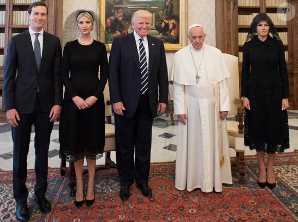 Jared Kushner, Ivanka Trump, Donald Trump, le Pape François et Melania Trump au Vatican, le 24 mai 2017
