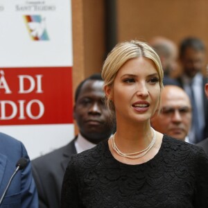 Ivanka Trump en visite dans une ONG à Rome le 24 mai 2017