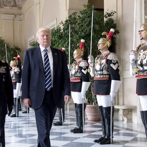 Le président des Etat-Unis Donald Trump rencontre le président Italien Sergio Mattarella au palais présidentiel (del Quirinale) à Rome, Italie, le 24 mai 2017.