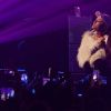 Ariana Grande en concert sur la scène du Allstate Arena à Rosemont, le 14 décembre 2016. © Daniel DeSlover via Zuma Press/Bestimage