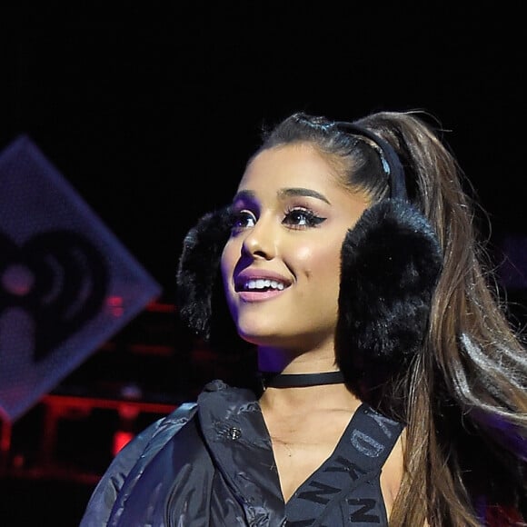 Ariana Grande à la Soirée "Z100's Jingle Ball 2016" au Madison Square Garden à New York, le 9 décembre 2016.