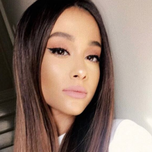 Ariana Grande a publié une photo d'elle sur sa page Instagram le 6 avril 2017