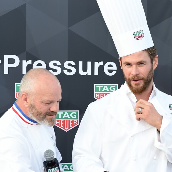 Philippe Etchebest et Chris Hemsworth lors des Tag-Heuer Under Pressure Award à Monaco le 27 mai 2017. Photo by Laurent Zabulon/ABACAPRESS