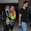 Bella Thorne arrive à l'aéroport de LAX accompagnée de Scott Disick et de sa soeur Dani Thorne pour prendre l’avion en direction de Cannes, le 22 mai 2017