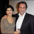 Jean-Jacques Bourdin à la soirée de remise du prix Philippe Caloni avec sa femme, Anne Nivat en 2010.