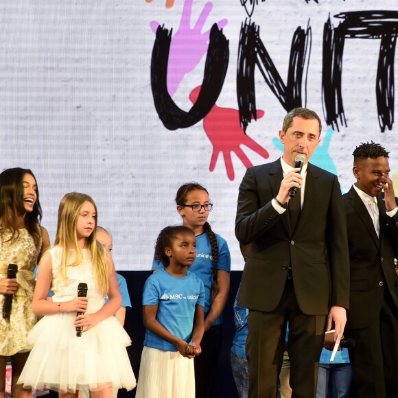 Gad Elmaleh et les Kids United - Soirée du baptême du paquebot MSC Meraviglia au Havre le 23 juin 2017. Le MSC Meraviglia, plus gros paquebot européen, inauguré par E. Macron le 31 mai dernier, a été baptisé au Havre par S. Loren, trois jours après avoir quitté les chantiers navals STX de Saint-Nazaire.  © Rachid Bellak/Bestimage