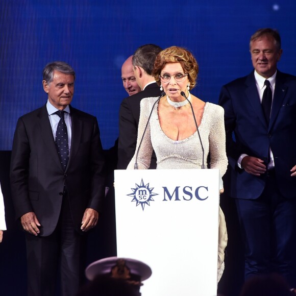 Sophia Loren - Soirée du baptême du paquebot MSC Meraviglia au Havre le 23 juin 2017. Le MSC Meraviglia, plus gros paquebot européen, inauguré par E. Macron le 31 mai dernier, a été baptisé au Havre par S. Loren, trois jours après avoir quitté les chantiers navals STX de Saint-Nazaire. © Rachid Bellak/Bestimage