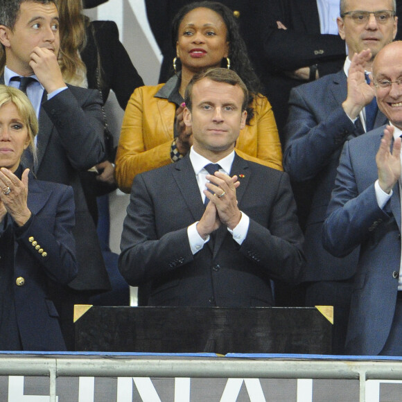 La première dame Brigitte Macron (Trogneux), le président de la République Emmanuel Macron, Bernard Laporte -Finale du Top 14, ASM Clermont contre le RC Toulon au Stade de France à Saint-Denis, , France, le 4 juin 2017. ASM Clermont remporte le match contre RC Toulon 22-16. © Agence/Bestimage