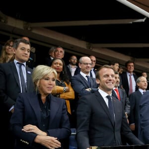 La première dame Brigitte Macron (Trogneux), son mari le président de la République Emmanuel Macron et la ministre des Sports Laura Flessel - Finale du Top 14, ASM Clermont contre le RC Toulon au Stade de France à Saint-Denis, , France, le 4 juin 2017. ASM Clermont remporte le match contre RC Toulon 22-16. © Agence/Bestimage