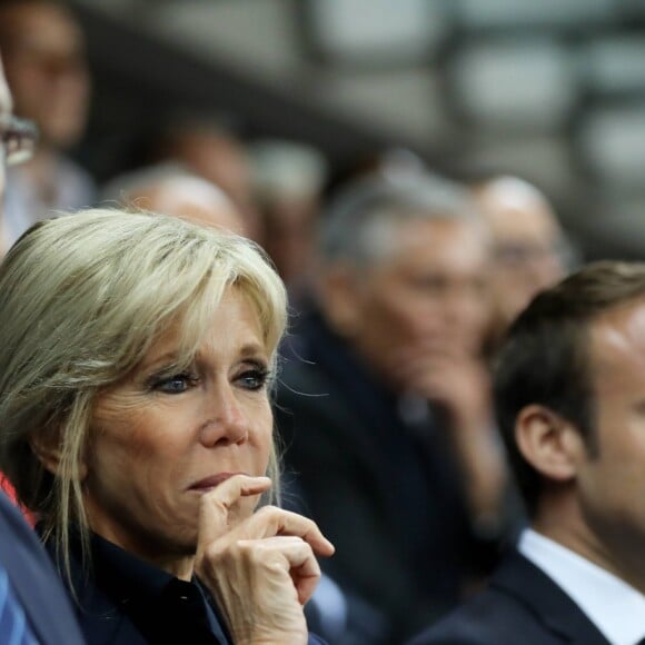 Le président de l'Assemblée nationale Claude Bartolone, le prince Albert II de Monaco, la première dame Brigitte Macron (Trogneux), son mari le président de la République Emmanuel Macron et le président de la Fédération française de Rugby à XV (FFR) Bernard Laporte - Finale du Top 14, ASM Clermont contre le RC Toulon au Stade de France à Saint-Denis, Seine Saint-Denis (banlieus de Paris), France, le 4 juin 2017. ASM Clermont remporte le match contre RC Toulon 22-16. © Dominique Jacovides/Bestimage