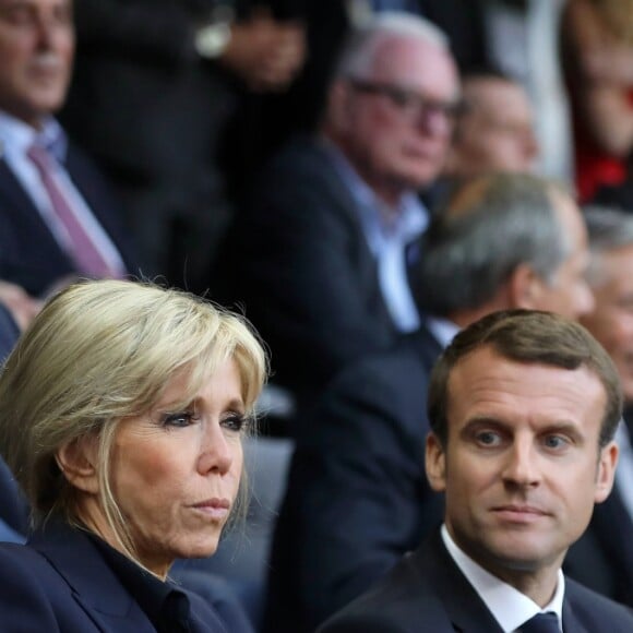 Le prince Albert II de Monaco, la première dame Brigitte Macron (Trogneux) et son mari le président de la République Emmanuel Macron - Finale du Top 14, ASM Clermont contre le RC Toulon au Stade de France à Saint-Denis, Seine Saint-Denis (banlieus de Paris), France, le 4 juin 2017. ASM Clermont remporte le match contre RC Toulon 22-16. © Dominique Jacovides/Bestimage