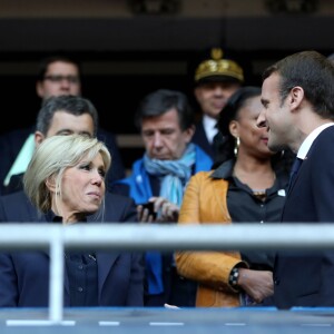 La première dame Brigitte Macron (Trogneux) et son mari le président de la République Emmanuel Macron - Finale du Top 14, ASM Clermont contre le RC Toulon au Stade de France à Saint-Denis, Seine Saint-Denis (banlieus de Paris), France, le 4 juin 2017. ASM Clermont remporte le match contre RC Toulon 22-16. © Dominique Jacovides/Bestimage