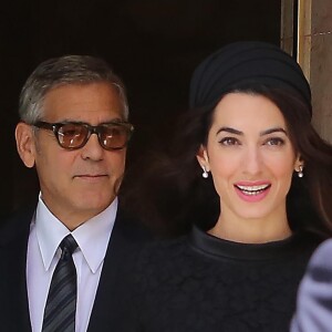 George Clooney et sa femme Amal Alamuddin à la sortie de leur hôtel à Rome,le 29 mai 2016