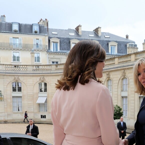 Départ de la princesse Mary de Danemark après sa visite au Palais de l'Elysée à Paris, reçue par la première dame Brigitte Macron (Trogneux), le 6 juin 2017. © Sébastien Valiela/Bestimage