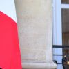 La princesse Mary de Danemark reçue officiellement par la femme du président de la république française, Brigitte Macron (Trogneux) sur le perron du palais de l'Élysée à Paris le 6 juin 2017. © Giancarlo Gorassini / Bestimage