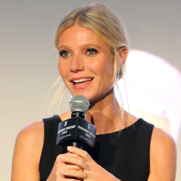 Gwyneth Paltrow (ambassadrice internationale de la marque horlogère suisse Frédérique Constant) à la soirée de lancement de la montre Horological Smartwatch (montre suisse de luxe qui est connectée et intelligente) par Frédérique Constant aux studios Spring à New York City, New York, Etats-Unis, le 2 novembre 2016.
