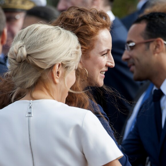 La première dame Brigitte Macron (Trogneux) et la princesse Lalla Salma du Maroc - Le couple présidentiel est arrivé à l'aéroport international de Rabat-Salé pour son premier voyage offi­ciel au Maroc, le 14 juin 2017. © Pierre Perusseau/Bestimage
