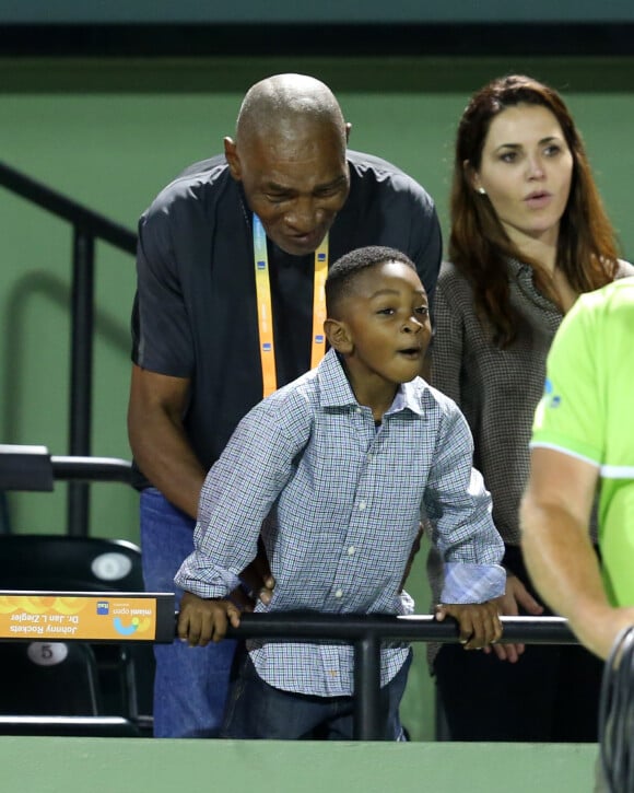 Richard Williams avec son fils Dylan Starr Williams lors de la 11ème journée du Miami Open à Key Biscayne en Floride, le 30 mars 2017.