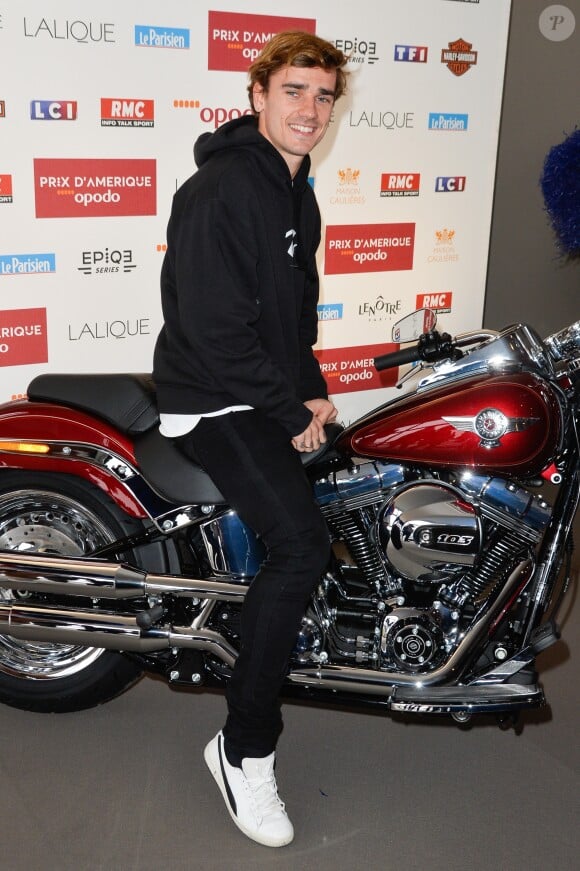 Antoine Griezmann lors de la 96ème édition du Prix d'Amérique Opodo à l'hippodrome de Paris-Vincennes, le 29 janvier 2017. © Guirec Coadic/Bestimage