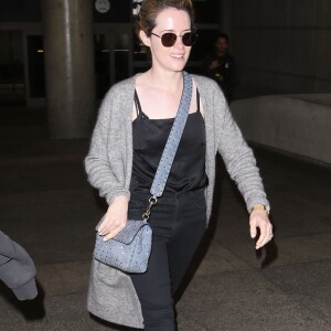 Alyssa Milano arrive à l'aéroport LAX de Los Angeles, Californie, Etats-Unis, le 24, 2017.