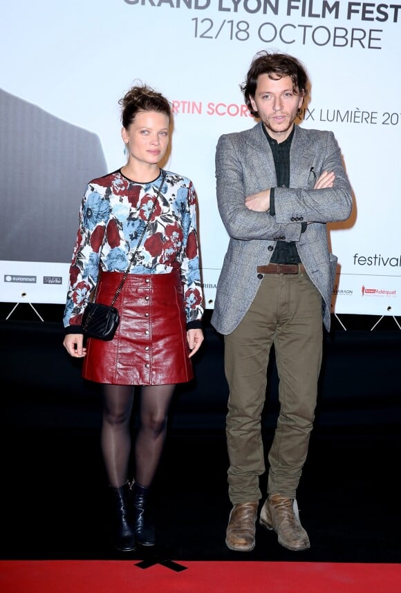Le chanteur Raphael (Raphaël Haroche) et sa compagne Mélanie Thierry - Soirée d'ouverture de la 7éme édition du Festival Lumière 2015 à la Halle Tony-Garnier à Lyon le 12 octobre 2015.