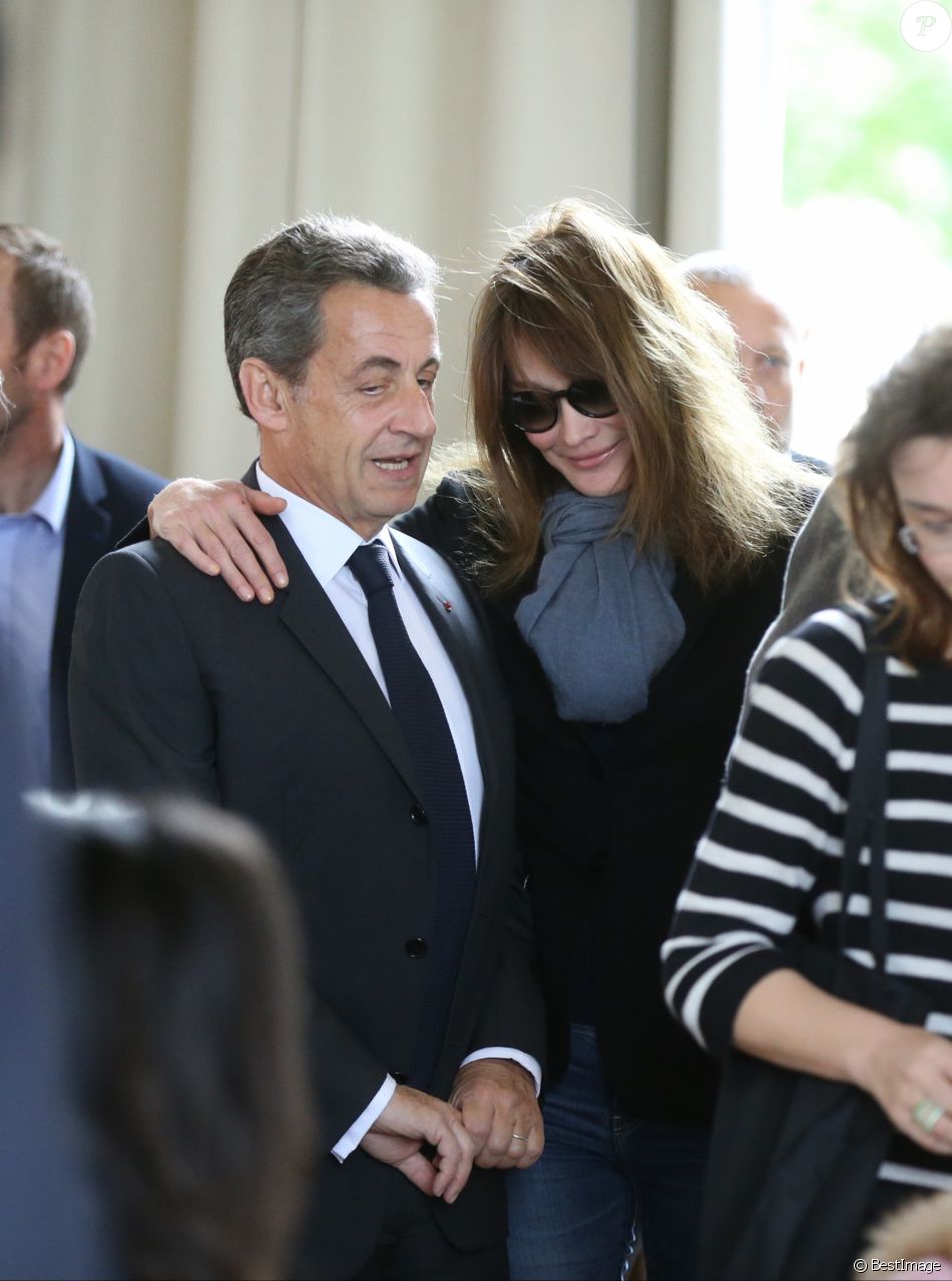 Sarkozy Au Premier Rang