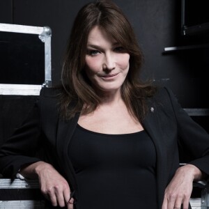 Carla Bruni-Sarkozy - Studio - Enregistrement de l'émission MerciBrassens dans les studios de La Plaine Saint-Denis le 31 janvier 2017. L'émission sera diffusée sur France 2 le samedi 18 février en prime time. © Cyril Moreau / Bestimage