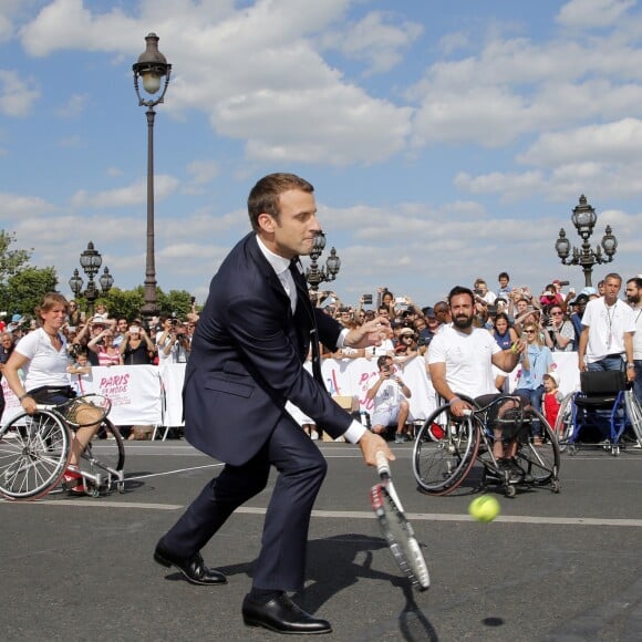 Le président de la République française Emmanuel Macron soutient la candidature de Paris pour l'organisation des Jeux olympiques de 2024 à Paris, France, le 24 juin 2017. © Jean-Paul Pelissier/Pool/Bestimage