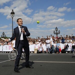 Le président de la République française Emmanuel Macron soutient la candidature de Paris pour l'organisation des Jeux olympiques de 2024 à Paris, France, le 24 juin 2017. © Jean-Paul Pelissier/Pool/Bestimage