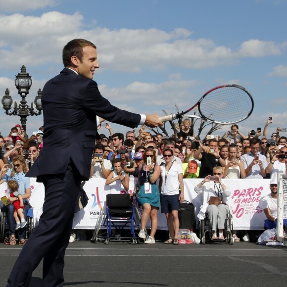 Le président de la République française Emmanuel Macron soutient la candidature de Paris pour l'organisation des Jeux olympiques de 2024 à Paris, France, le 24 juin 2017. © Jean-Paul Pelissier/Pool/Bestimage