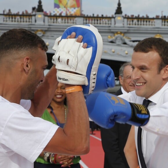 Le président de la République française Emmanuel Macron soutient la candidature de Paris pour l'organisation des Jeux olympiques de 2024 à Paris, France, le 24 juin 2017. © Jean-Paul Pelissier/Pool/Bestimage