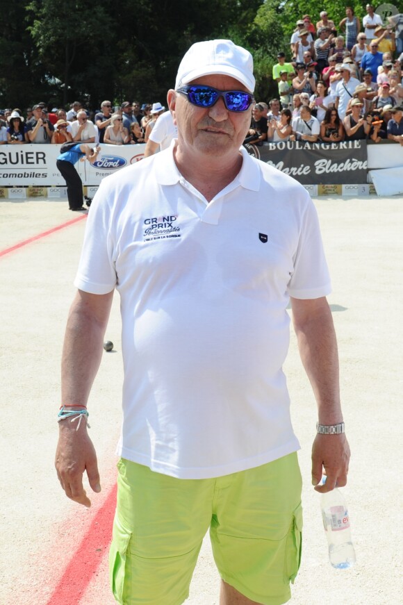 Jean-Marie Bigard lors du tournoi de pétanque "Grand Prix des Personnalités" à L'Isle-sur-la-Sorgue le 24 juin 2017 © Eric Etten / Bestimage