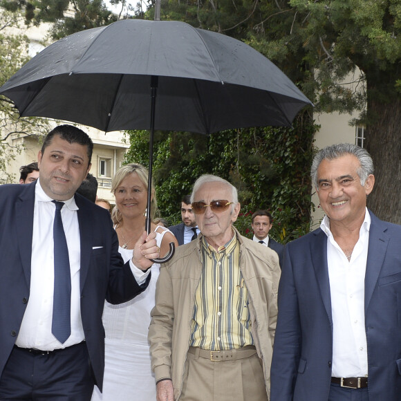 Charles Aznavour est venu à l'Ambassade de l'Arménie à Marseille pour l'inauguration de sa Fondation entre l'Arménie et la France le 26 juin 2017. © Patrick Carpentier/Bestimage