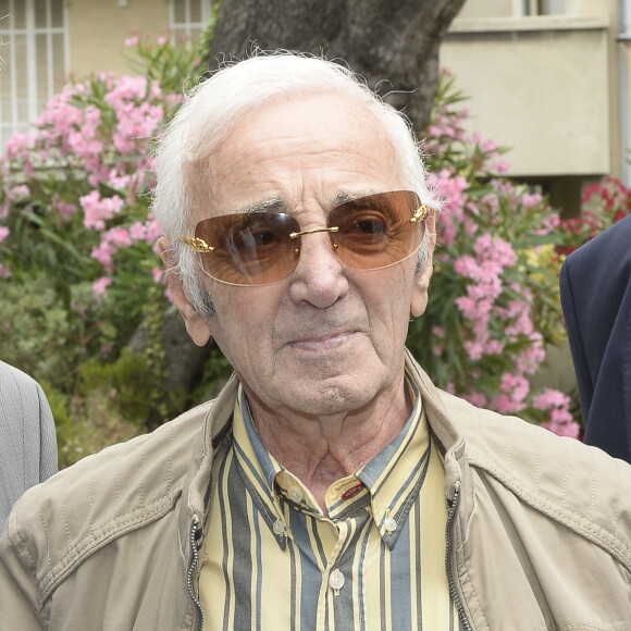 Charles Aznavour est venu à l'Ambassade de l'Arménie à Marseille pour l'inauguration de sa Fondation entre l'Arménie et la France le 26 juin 2017. © Patrick Carpentier/Bestimage