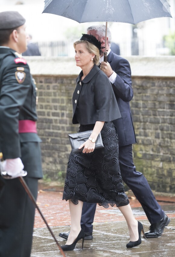 La comtesse de Wessex aux obsèques de Patricia Katchbull, 2e comtesse Mountbatten de Burma, le 27 juin 2017 en l'église Saint-Paul de Knightsbridge, à Londres.