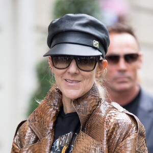 Céline Dion quitte l'hôtel Royal Monceau, à Paris, le 28 juin 2017. © Bestimage