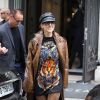 Céline Dion, overlookée, quitte l'hôtel Royal Monceau à Paris le 28 juin 2017. © Bestimage
