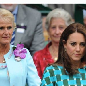 Kate Middleton, duchesse de Cambridge, lors de la finale hommes du tournoi de tennis de Wimbledon à Londres, le 6 juillet 2014.