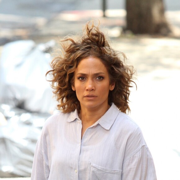 Jennifer Lopez sur le tournage de la série Shades Of Blue à New York, le 19 juin 2017.