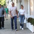 Jennifer Lopez et Alex Rodriguez dans les rues  des Hamptons, le 25 juin 2017